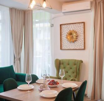 Mamaia-Sat Apartment | Sea la Vie 2BR Apt Spa n Pool Beach resort