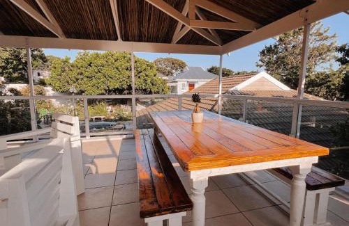 Kenton on Sea Apartment | Sea La Vie, Amblewood Guesthouse