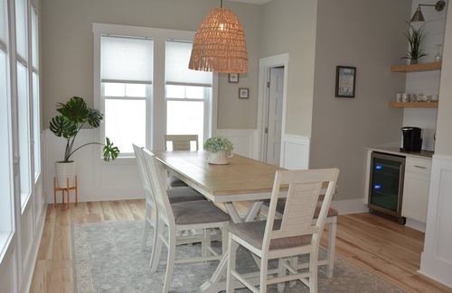 Wilmington Beach House | Sea La Vie into the fall