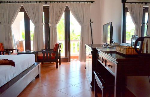 East Ham Tien Beach Resort | Sea Lion Beach Resort Mui Ne