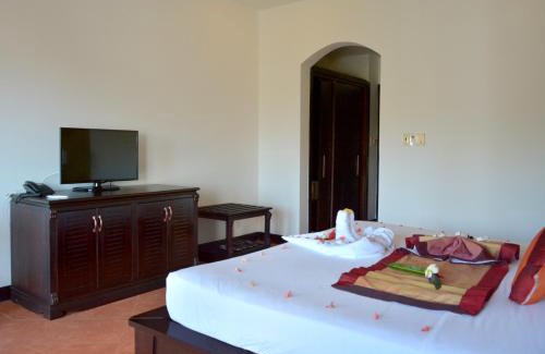 East Ham Tien Beach Resort | Sea Lion Beach Resort Mui Ne