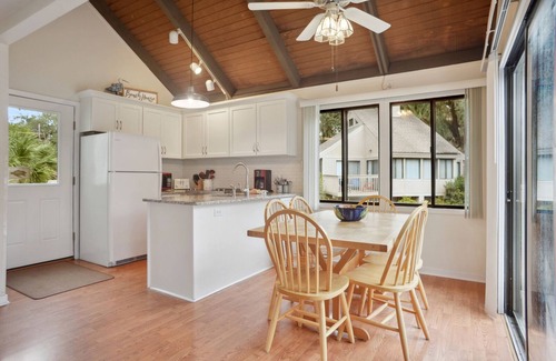 Night Heron House | Sea Pines - 3 bedroom 2 bath Cottage with Spectacular Lagoon View