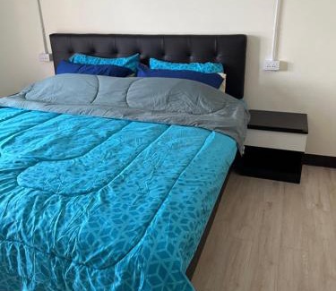 Sattahip Apartment | Sea skyline home
