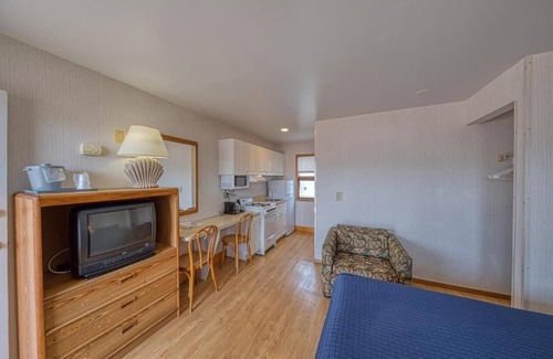 South Beach Haven Hotel | Sea Spray Motel