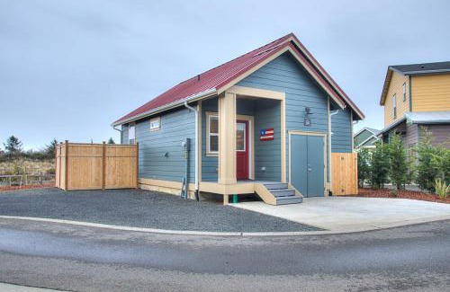 Ocean Shores House | Sea Stars Stripes Beach Cottage