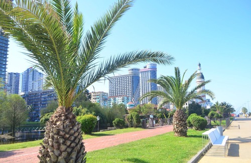 New Boulevard Condo | Sea to sky apartment with a great view