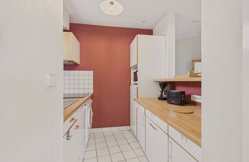Erquy Apartment | Sea view – 25m from beach, sleeps 4