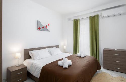 Il-Balluta Apartment | Sea View Apartment 2 bedrooms 2 bathrooms, 2 minutes away from the sea