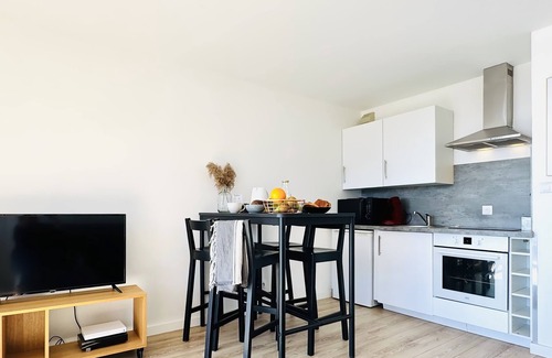 Merlimont-Plage Apartment | Sea view apartment at the foot of Merlimont beach