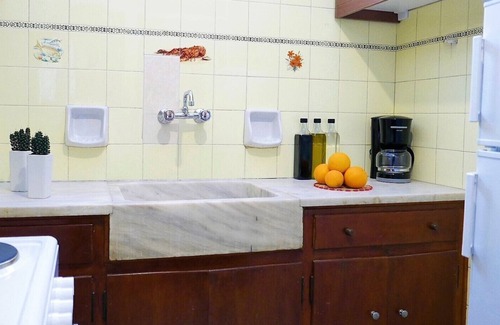 Amarinthos Apartment | Sea View Apartment in Amarynthos - Evia