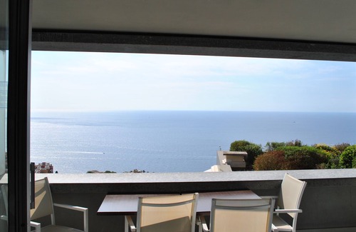 Cap d'Ail Apartment | Sea view apartment, infinity pool, sleeps 4-5 people, 5 minutes from Monaco