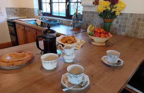 Clifden House | Sea View Cottage, Errislannan home away from home