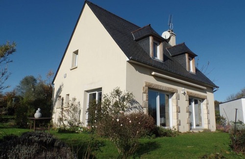 Saint-Cast-le-Guildo House | Sea view house rental from 3 to 17 August 2019