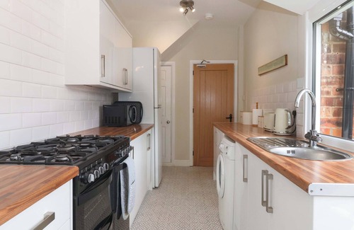 Hornsea Cottage | SEA VIEW HOUSE, family friendly, country holiday cottage in Hornsea