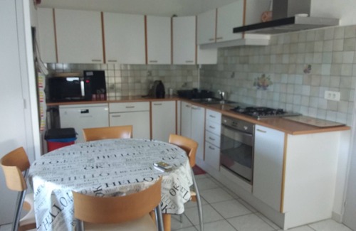 Poulgoazec House | SEA VIEW HOUSE WITH GARDEN near a fishing port and Pointe du Raz,