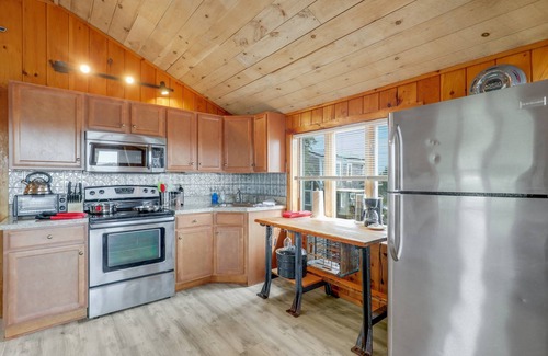Newbury Condo | Sea View Loft