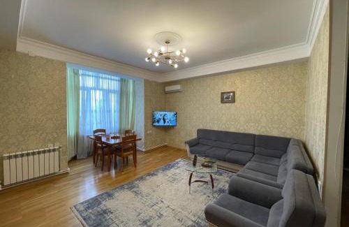 Baku Old Town Apartment | Sea View Maiden apartment by Bakuapart