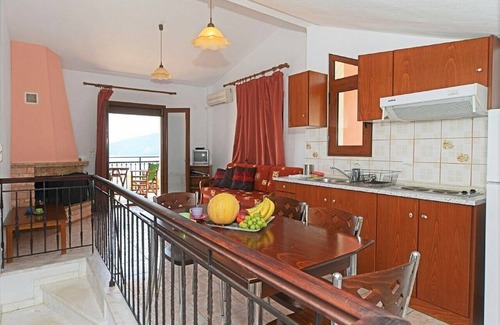 Chrisi Ammoudia Apartment | Sea View Maisonette Apartment with A/C, only 300 Meters from the Beach !