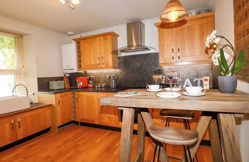 Boscundle Cottage | SEA VIEW, romantic, character holiday cottage in St Austell