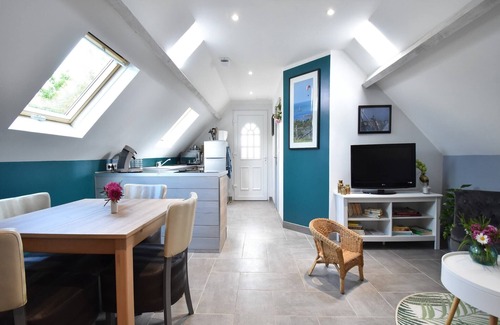 Quineville House | Sea View Stay in Quinéville