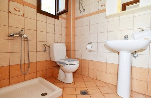 Chrisi Ammoudia Apartment | Sea View Studio with A/C, only 300 Meters from the Beach !