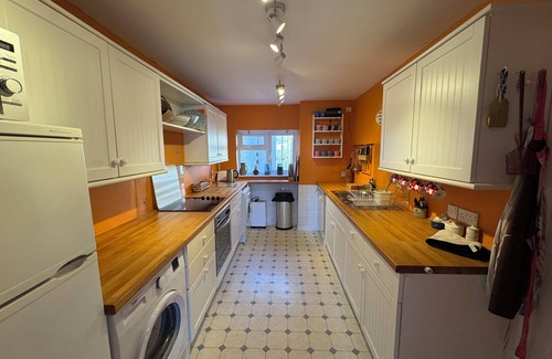 Seaview Apartment | Sea views at Quay Rocks