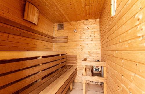 Portreath House | Sea views, Cornwall, Portreath, hot tub, sauna