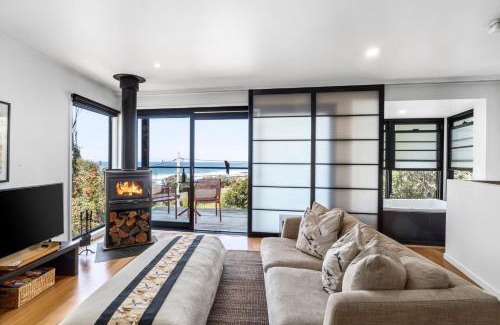Separation Creek Apartment | Sea Zen