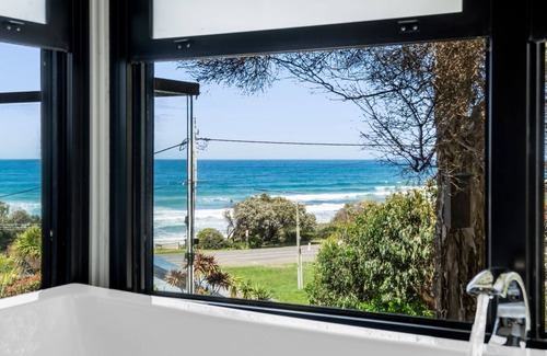 Separation Creek Apartment | Sea Zen - Couples studio with steam shower and spa