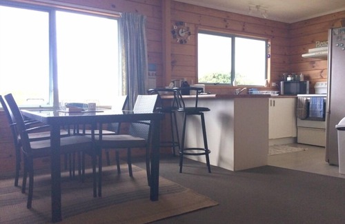 Karkari Peninsula Cottage | Seabed Bach Tokerau Beach