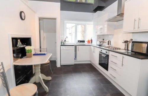 Rhos on Sea Apartment | Seabreeze Apartment