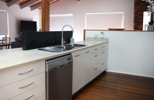 Shelly Beach House | Seabreeze on Shelly Beach