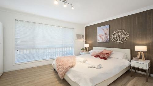 Point Clare House | Seabreeze Retreat
