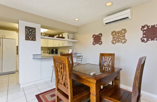 Hawaii Kai House | Seabreeze Vacation Home - Quiet/Pool/Free Wi-Fi/Parking