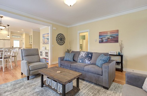 Seabrook House | Seabrook's Sunny Side Up: Dog Friendly!