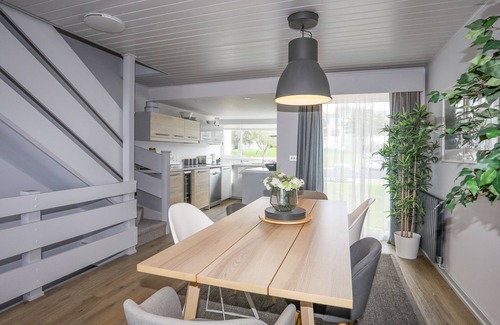 Y Felinheli House | SEACLUSION, pet friendly, country holiday cottage in Y Felinheli