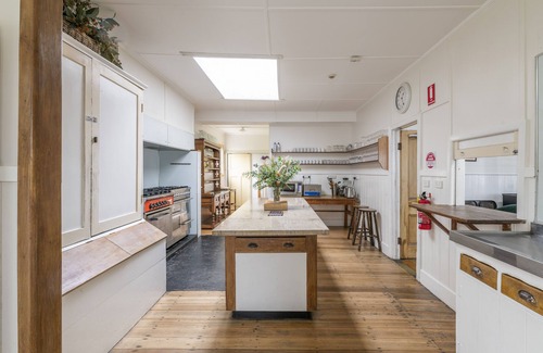 Sugarloaf Hotel | Seacroft Estate
