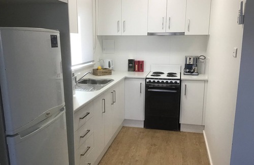 St Leonards Apartment | Seadoc only 300 m to the beach!