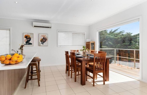 Seaford House | Seaford Beach Bay View