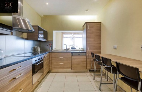 Tower Road Apartment | Seafront APT in Sliema - Perfect for Relaxation
