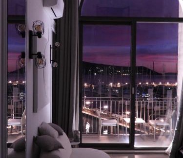 Herceg Novi Apartment | Seafront Panorama