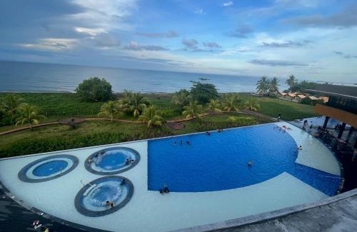 San Juan House | Seafront Residences Vacation Getaway