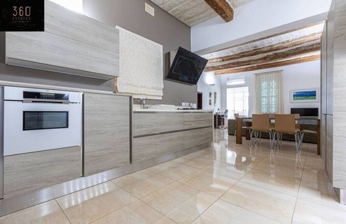 Valletta Apartment | Seafront - Top Location, Top floor with WIFI & AC