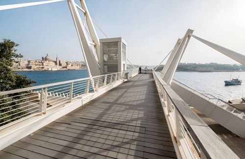 Il-Balluta House | Seafront Traditional Maltese Townhouse Balluta Bay