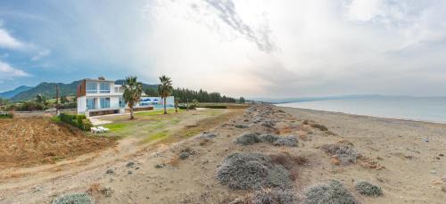 Argaka Villa | Seafront Villa Sea Gem - Private Beach Area & Infinity Pool