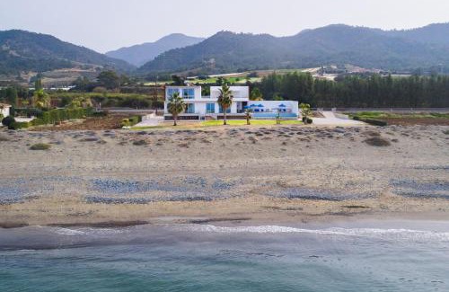 Argaka Villa | Seafront Villa Sea Gem - Private Beach Area & Infinity Pool