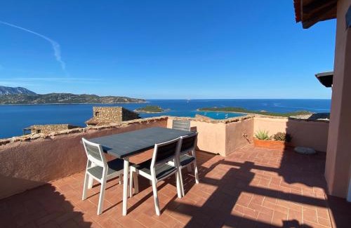 Capo Coda Cavallo Apartment | Seagarden Home vista mare con giardino privato