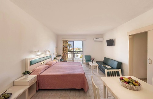 Agios Athanasios Hotel | Seagull Hotel