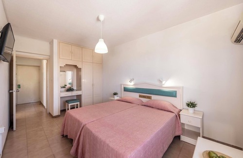 Agios Athanasios Hotel | Seagull Hotel