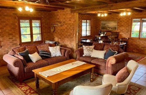 Zeehan Ski Chalet | SeaHen Lodge
